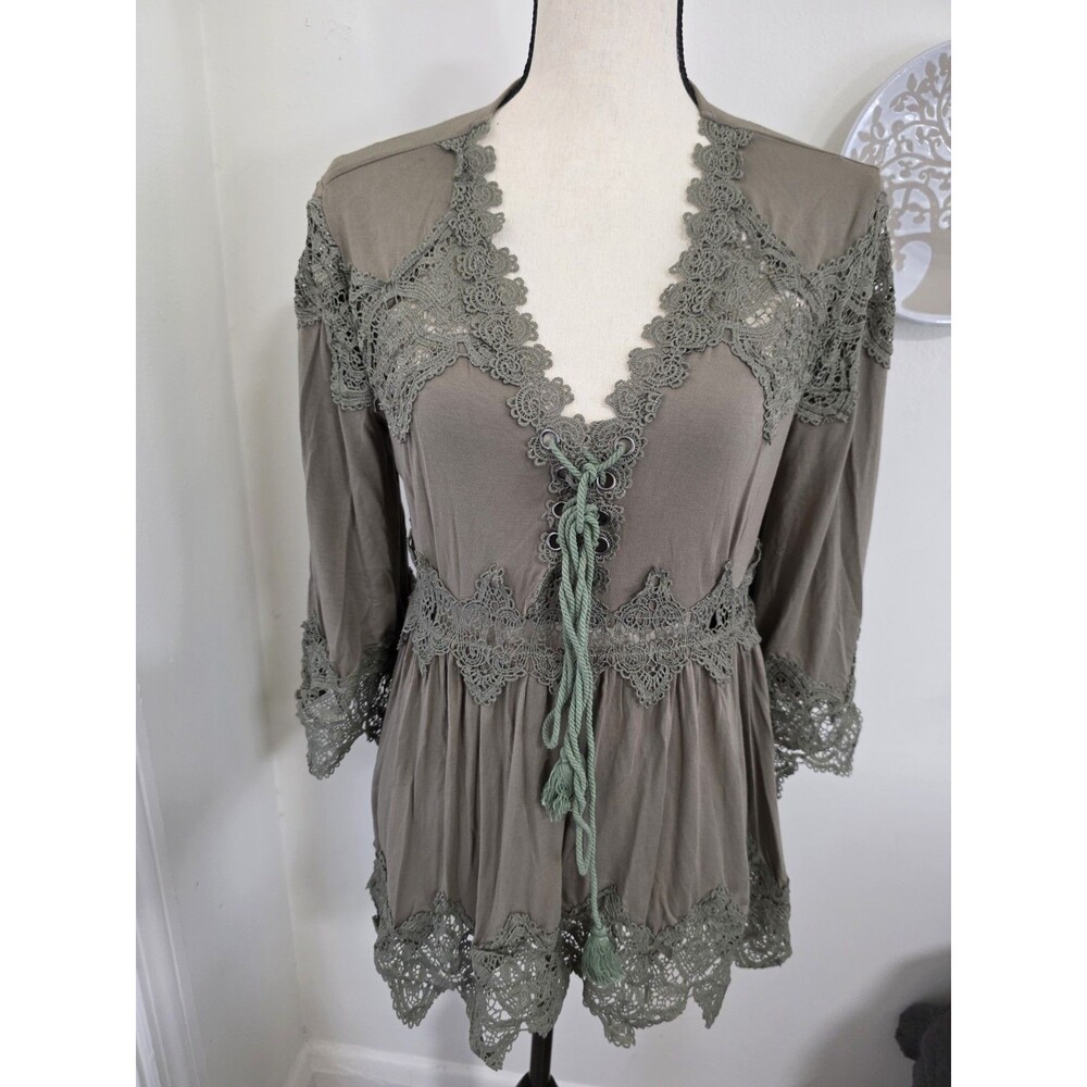 Pretty POL Crochet Lace Babydoll Sage Green TunicTop Boho LaceUp BellSleeve Sz M